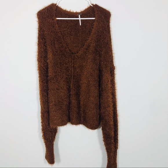 Free People🔥SALE🔥brown oversized sweater - Picture 10 of 10